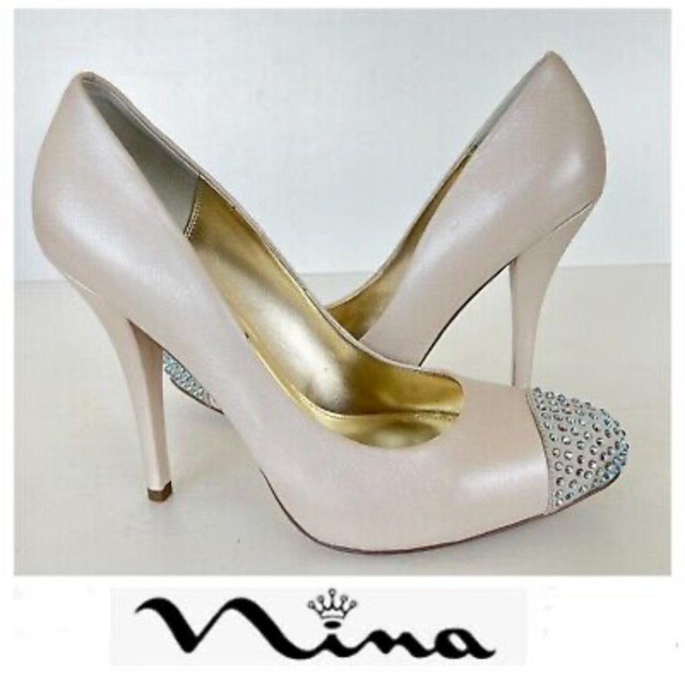 NINA NY Metallic Pearl Shimmer Cream Leather Rhinestone Pump Size 9